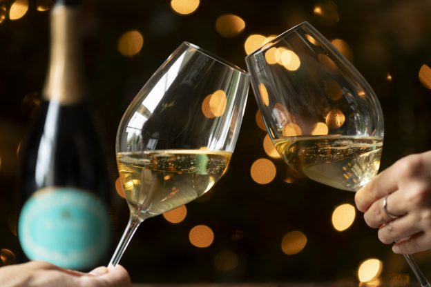  Join us for a tour & tasting at Wiston estate