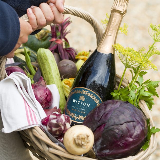 Wiston Estate, English Sparkling Wine, Autumn food pairing 