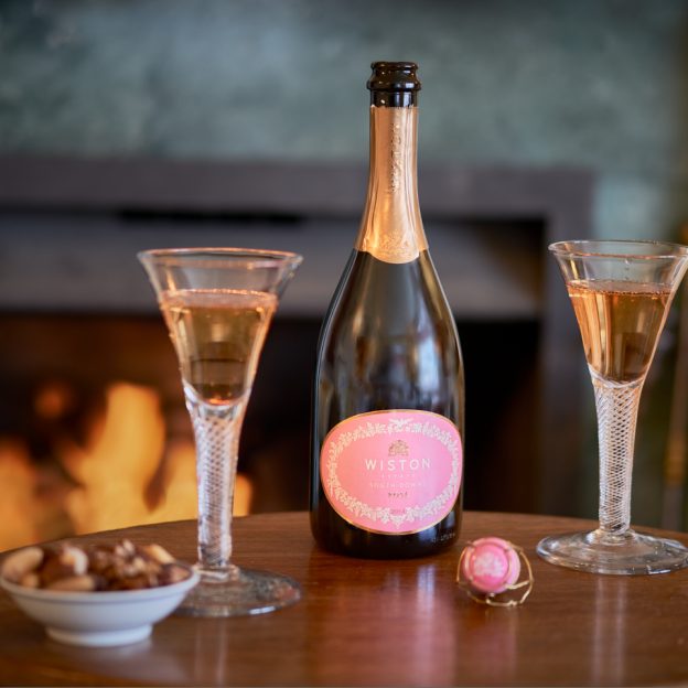 Wiston Estate, English Sparkling Wine, Autumn food pairing 